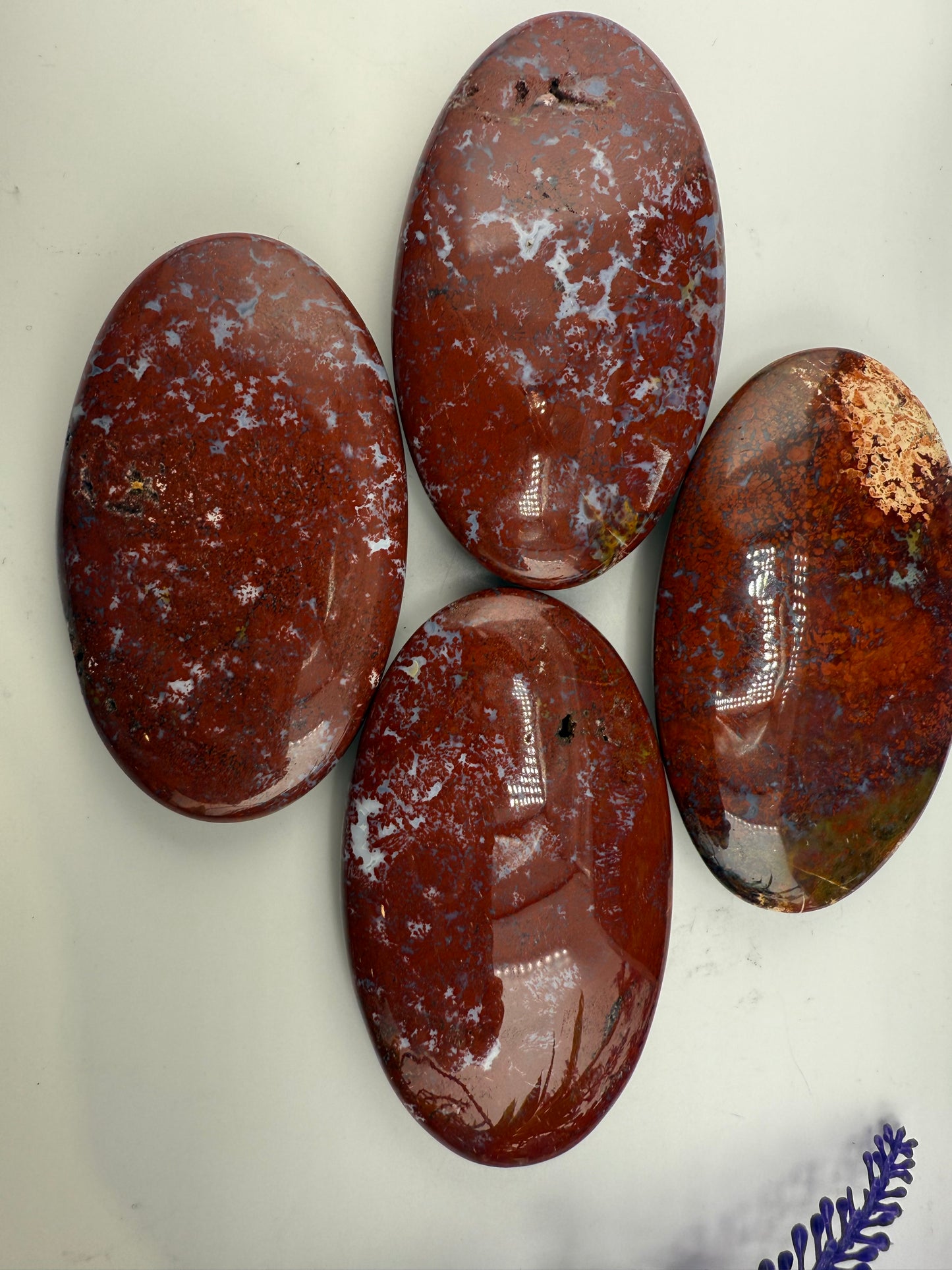 Red Moss Agate Palm Stone