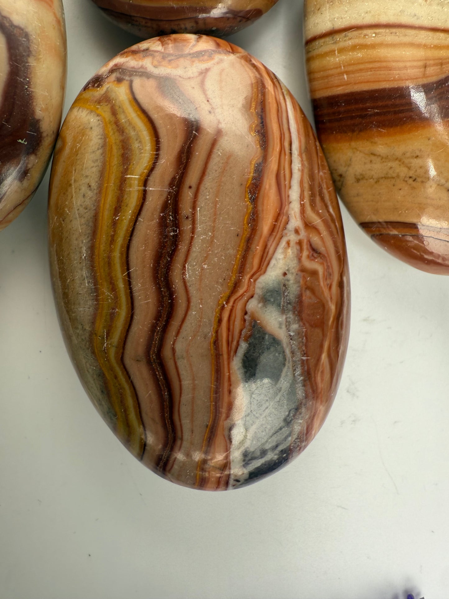 Wave Dolomite Palm Stone