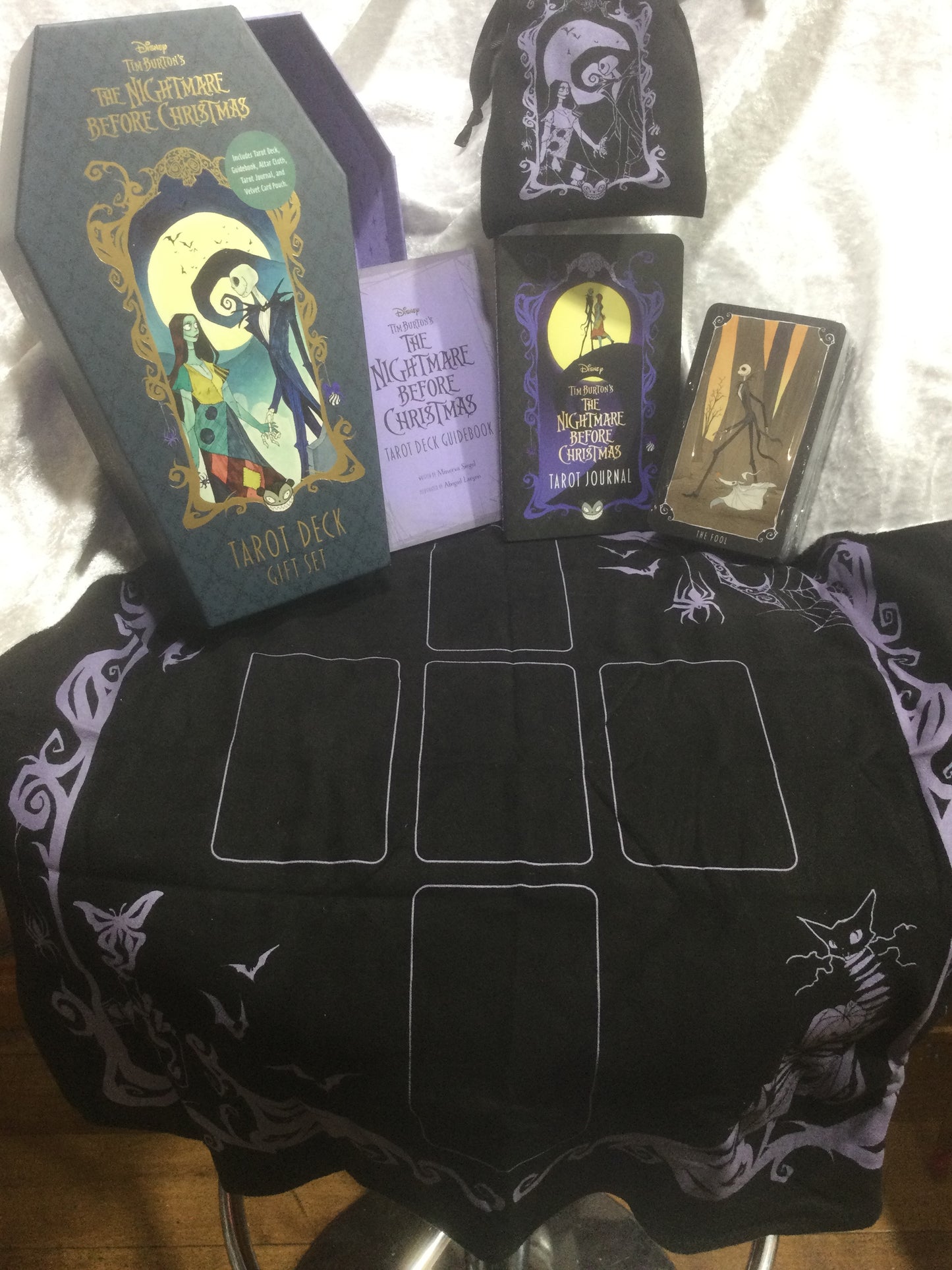 The Nightmare Before Christmas Tarot Deck gift set