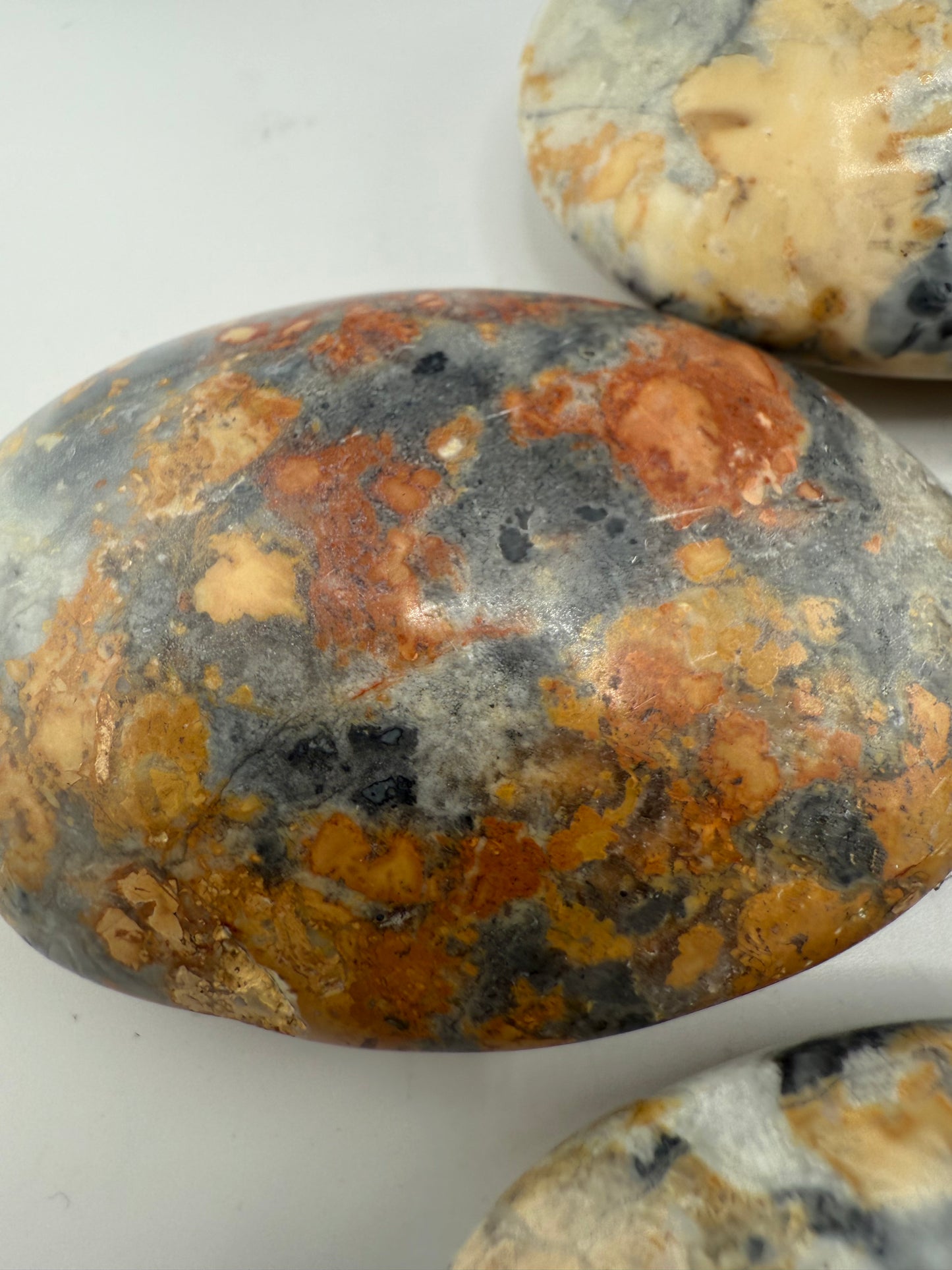 Malingano Jasper Palm Stones