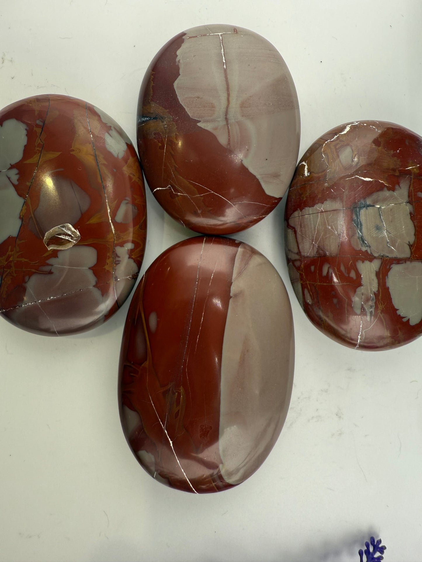 Noorena Jasper Palm Stone