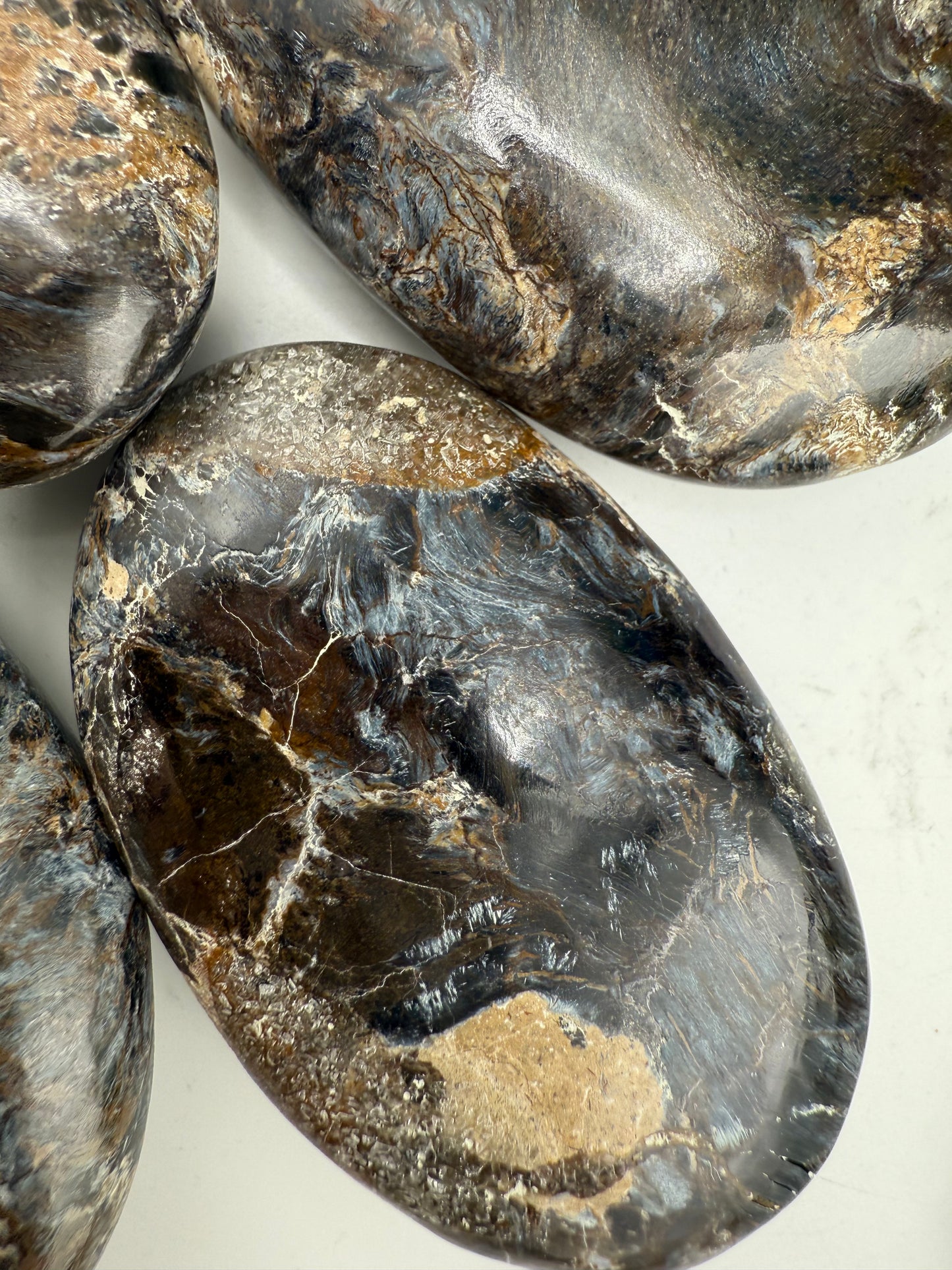 Pietersite Palm Stone